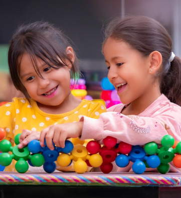 Niños y pantallas: cómo reducirlas sin berrinches